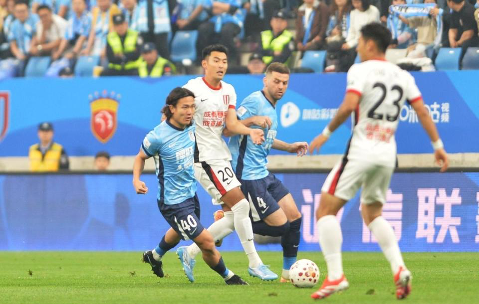 15点30分！中超8场同时开球 蓉城迎第6个冠军点 主场不输英博即夺冠